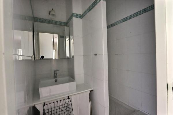 EXCLUSIVITE CLERMONT-FERRAND, COTES DE CLERMONT Bel appartement avec quatre chambres et grand garage