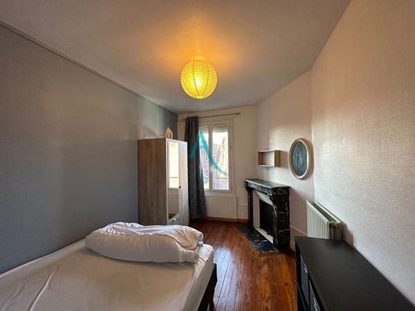 L'ADRESSE VOUS PROPOSE UN T2 MEUBLE EN CENTRE VILLE