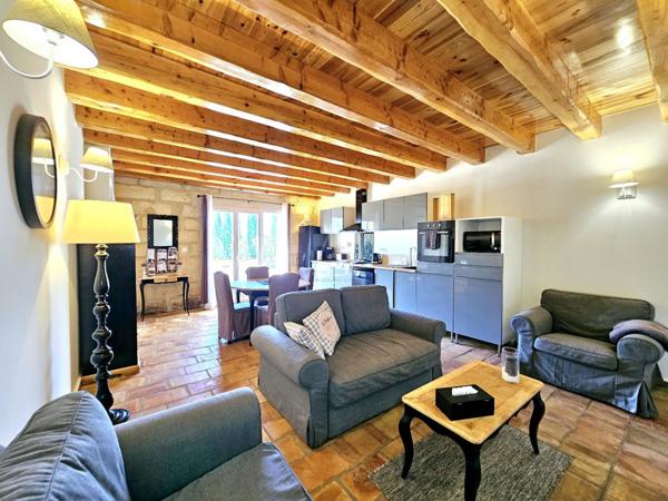 APPARTEMENT COUP DE CUR - 67m² AVEC TERRASSE PRIVATIVE - PROVENCE