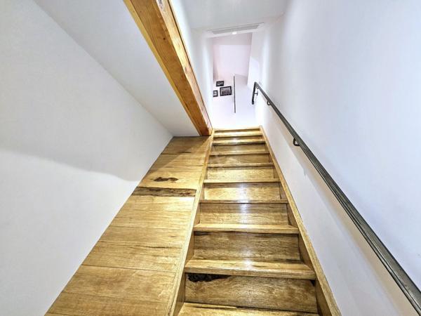 APPARTEMENT COUP DE CUR - 67m² AVEC TERRASSE PRIVATIVE - PROVENCE