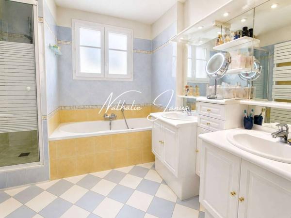 Appartement à vendre 4 pièces de 96 m²
