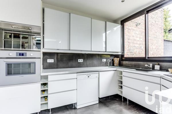 Maison de ville 5 pièces de 170 m² à Lille (59800)