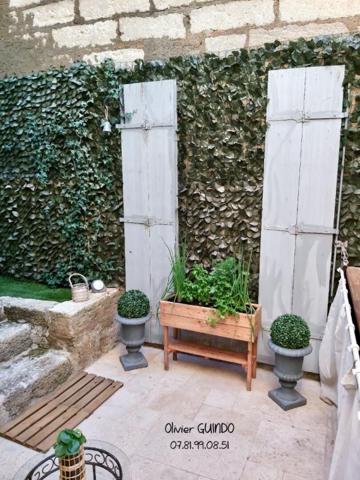 Maison 4 pièces de 98 m2 avec patio et bassin de relaxation