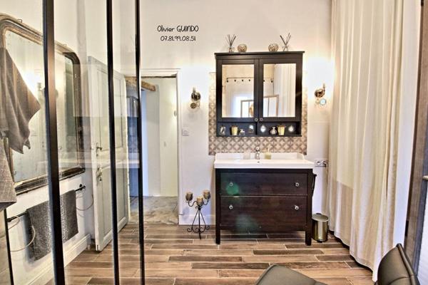 Maison 4 pièces de 98 m2 avec patio et bassin de relaxation