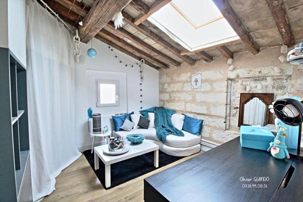 Maison 4 pièces de 98 m2 avec patio et bassin de relaxation