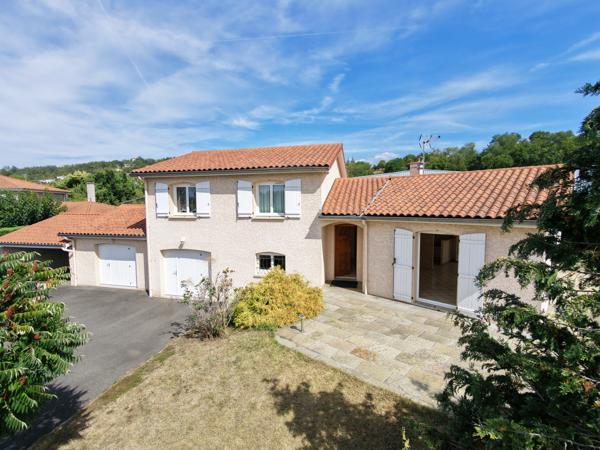 Quartier Saint Just Maison de 128m2 sur 1504m2 de terrain