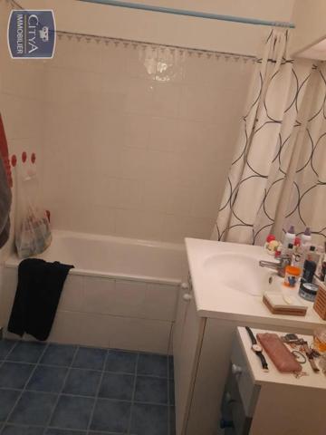 Appartement à louer 3 pièces 57.15m² Lyon (69007)
