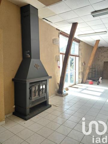 Maison à vendre 7 pièces 295 m² Saint-Amand-Jartoudeix