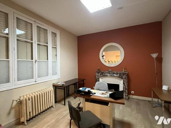 SENLIS CENTRE VILLE maison 8 pièces / jardin / garage