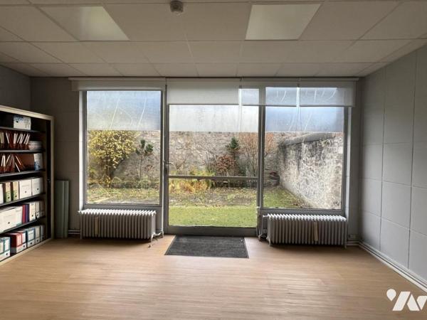 SENLIS CENTRE VILLE maison 8 pièces / jardin / garage