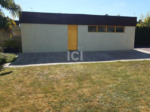 Maison La Chapelle Des Marais 5 pièce(s) 177 m2