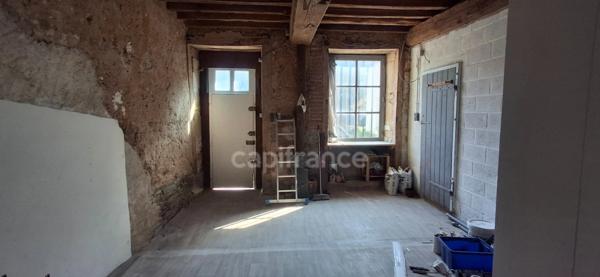 Maison à vendre 6 pièces et grandes dépendances (35)