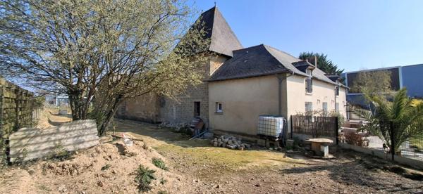 Maison à vendre 6 pièces, 4 chambres et grandes dépendances (35)