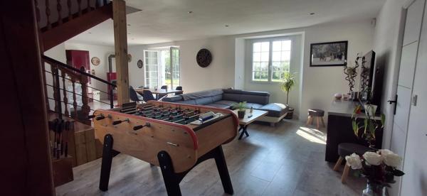 Maison à vendre 6 pièces, 4 chambres et grandes dépendances (35)