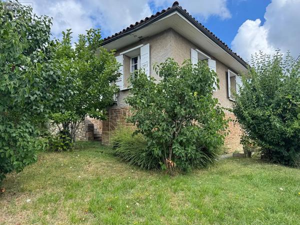 Achat - Maison Figeac 46100 4 pièces 74 m 2 623 m 2