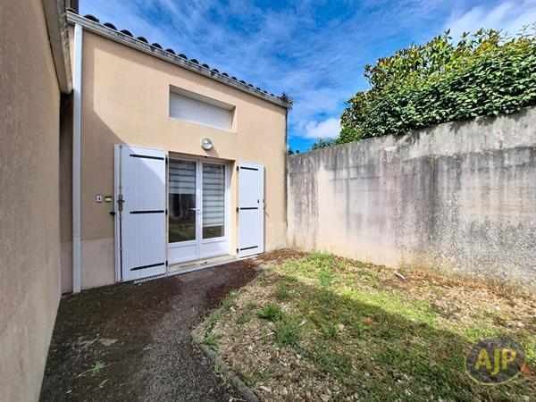 Vente maison La Roche Sur Yon : 127 440 € - AJP Immobilier La Roche-sur-Yon