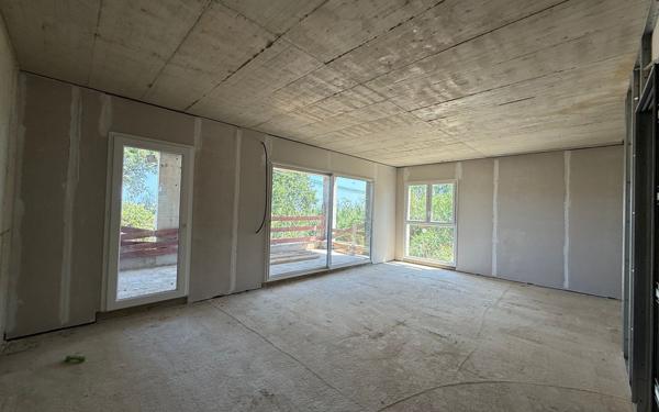 Appartement à vendre    4 pièces • 94 m2 Furiani