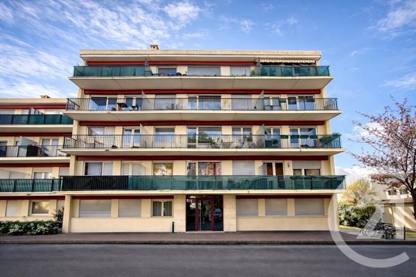 Appartement F3 à vendre  3 pièces - 60,03 m2 LIVRY GARGAN - 93