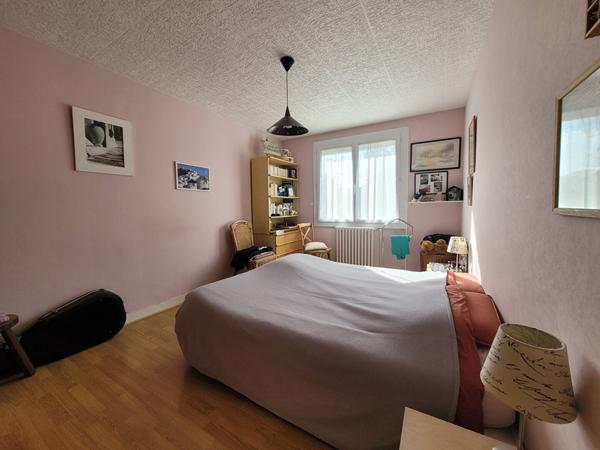 Appartement à vendre 95 000 € Granville 4 p 72 m² DPE D