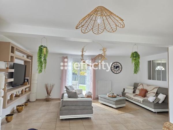 Maison 7 pièces - 164 m² Exclusivité efficity