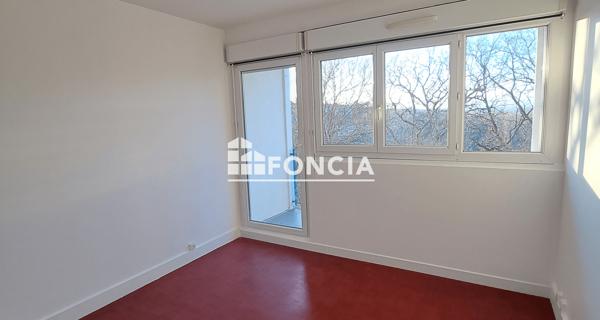 Location Appartement 4 pièces 65.57 m² - Aubergenville 78410