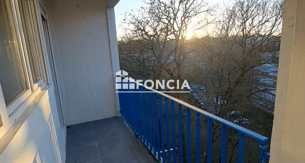 Location Appartement 4 pièces 65.57 m² - Aubergenville 78410