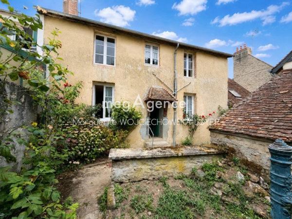Maison à ALENCON, 61000 - 8 pièces 180m²