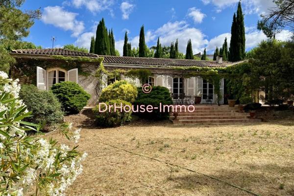Maison à vendre 6 pièces de 211 m²