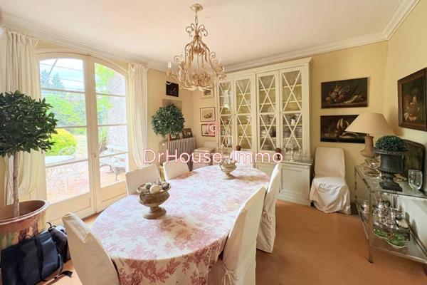 Maison à vendre 6 pièces de 211 m²