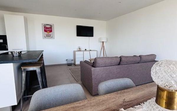 Appartement à vendre    3 pièces • 81,70 m2 Albigny-sur-Saône