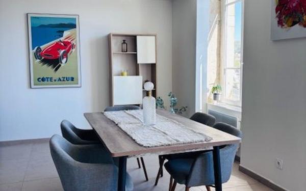 Appartement à vendre    3 pièces • 81,70 m2 Albigny-sur-Saône