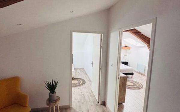 Appartement à vendre    3 pièces • 81,70 m2 Albigny-sur-Saône