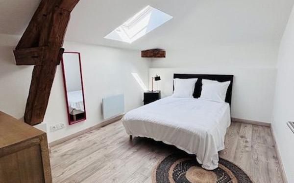 Appartement à vendre    3 pièces • 81,70 m2 Albigny-sur-Saône