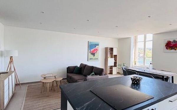 Appartement à vendre    3 pièces • 81,70 m2 Albigny-sur-Saône