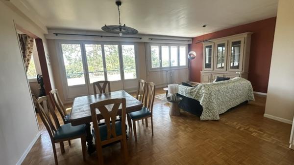 Appartement 4 pièce(s) 2 chambre(s) 110 m²