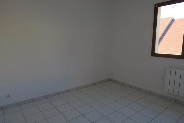 Location Appartement 3 pièces 56 m2 à Savigny-le-Temple