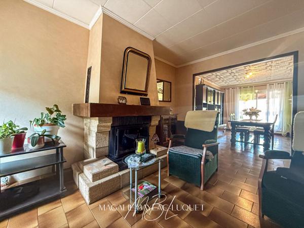 EXCCLUSIVITE - MAISON T5 - GARAGE - JARDIN