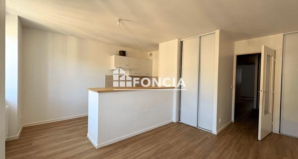 Location Appartement 3 pièces 61.42 m² - Caluire-et-cuire 69300