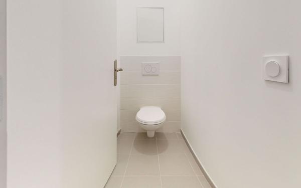 Appartement à louer    3 pièces • 72,98 m2 Jassans-Riottier