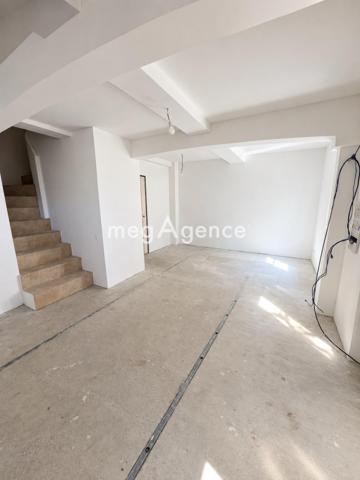 Maison à LA LONDE-LES-MAURES, 83250 - 4 pièces 84m²