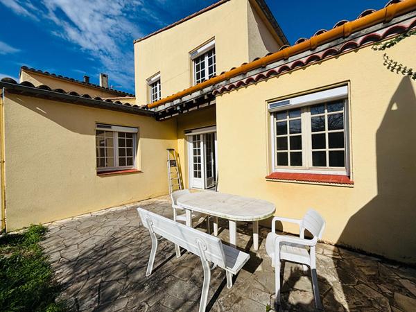 Maison a Carcassonne avec jardin et garage