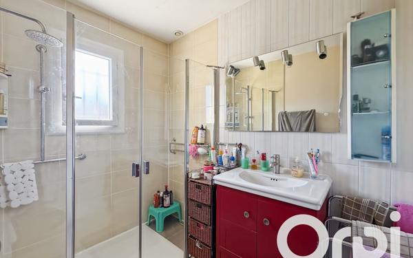 Maison à vendre    3 pièces •  Pierrelatte