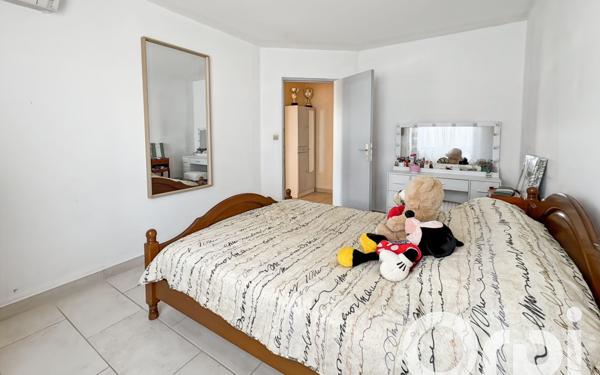 Maison à vendre    3 pièces •  Pierrelatte