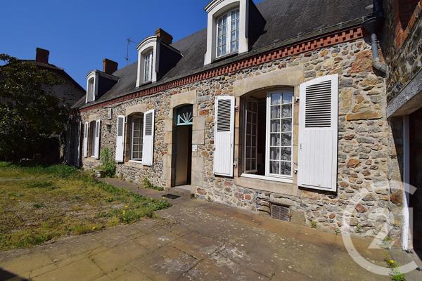 Maison à vendre  7 pièces - 240 m2 VAIGES - 53