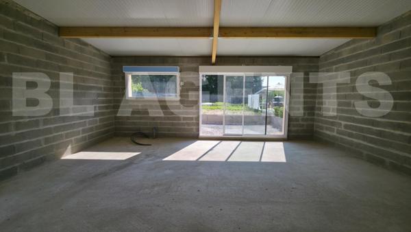 Maison hors d’eau / hors d’air à terminer – Cérans-Foulletourte