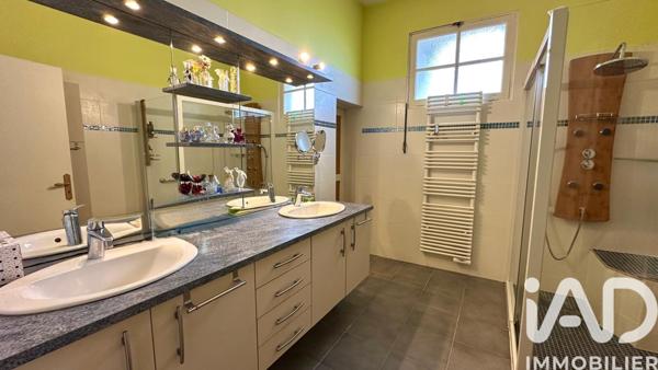 Maison à vendre 7 pièces 240 m² Cadaujac