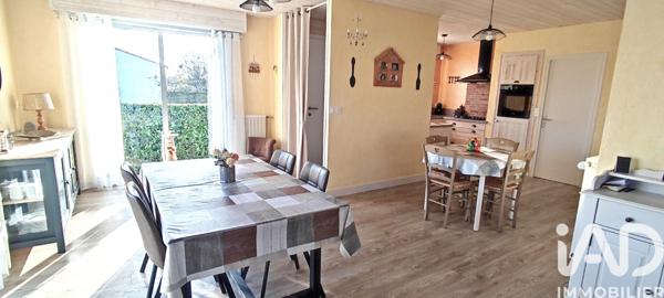 Maison à vendre 5 pièces 99 m² Saint-Fulgent