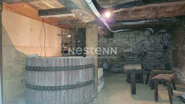 Charmante maison, 4 chambres, dépendances, jardin clos à Saint Pierre le Vieux