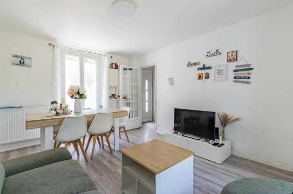 Maison de ville, à vendre, 5 pièces LIVRY GARGAN (93)