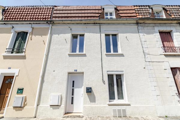 Maison de ville, à vendre, 5 pièces LIVRY GARGAN (93)